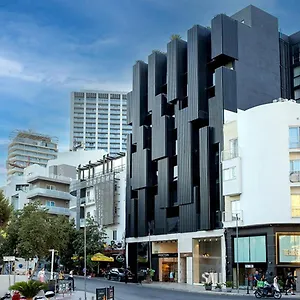 https://onyx-hotel.hotelssaintjulians.com